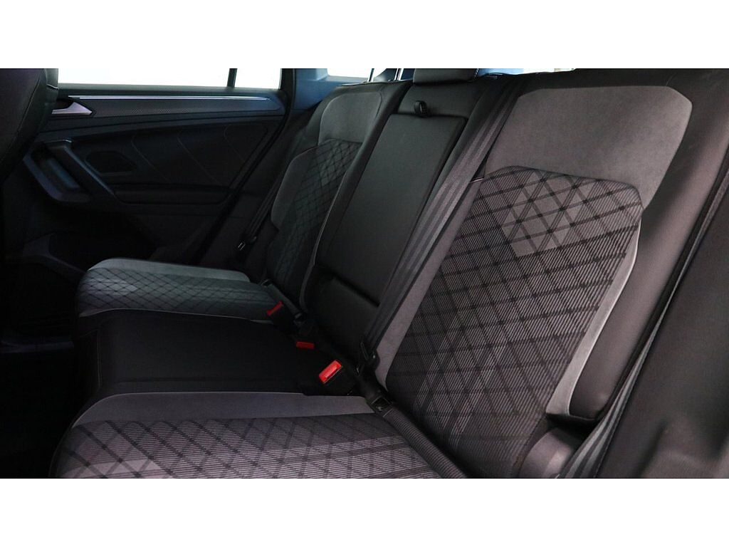 Volkswagen Tiguan R-Line 2.0 TDI 150PS 7-Speed DSG 4Motion 5 Door