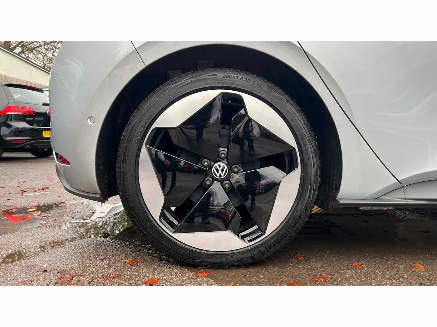 Volkswagen ID.3 Pro Launch Edition 3 58kWh 204PS Auto 5 Dr