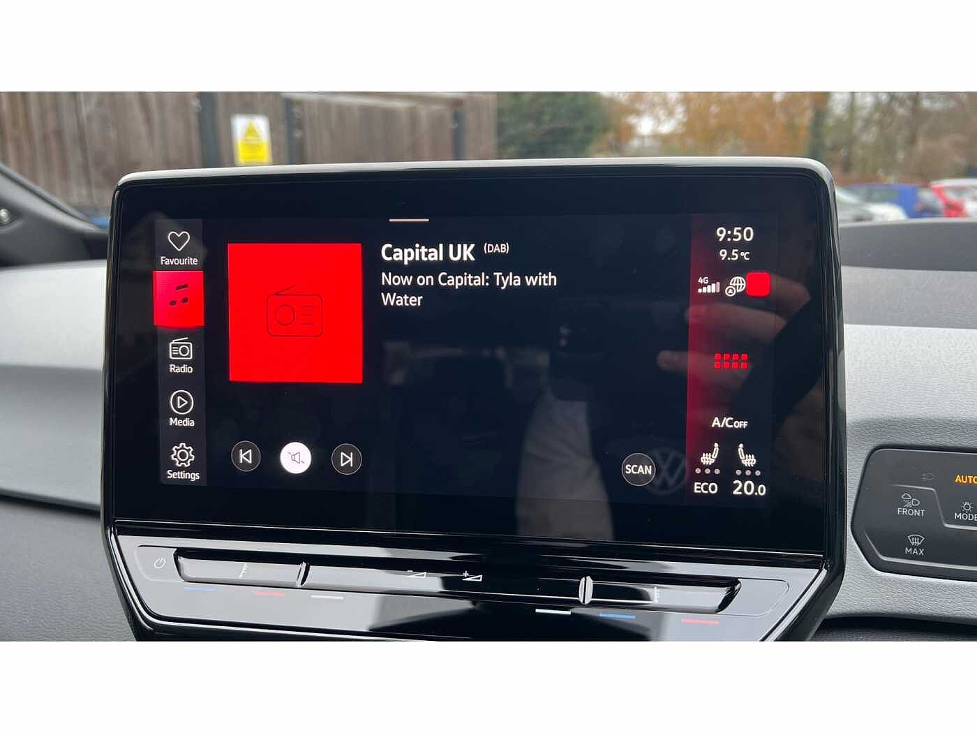 Volkswagen ID.3 Pro Launch Edition 3 58kWh 204PS Auto 5 Dr
