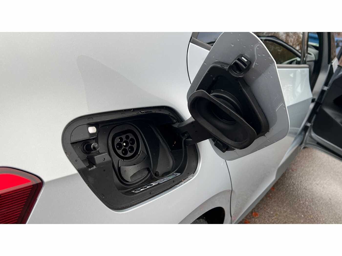 Volkswagen ID.3 Pro Launch Edition 3 58kWh 204PS Auto 5 Dr