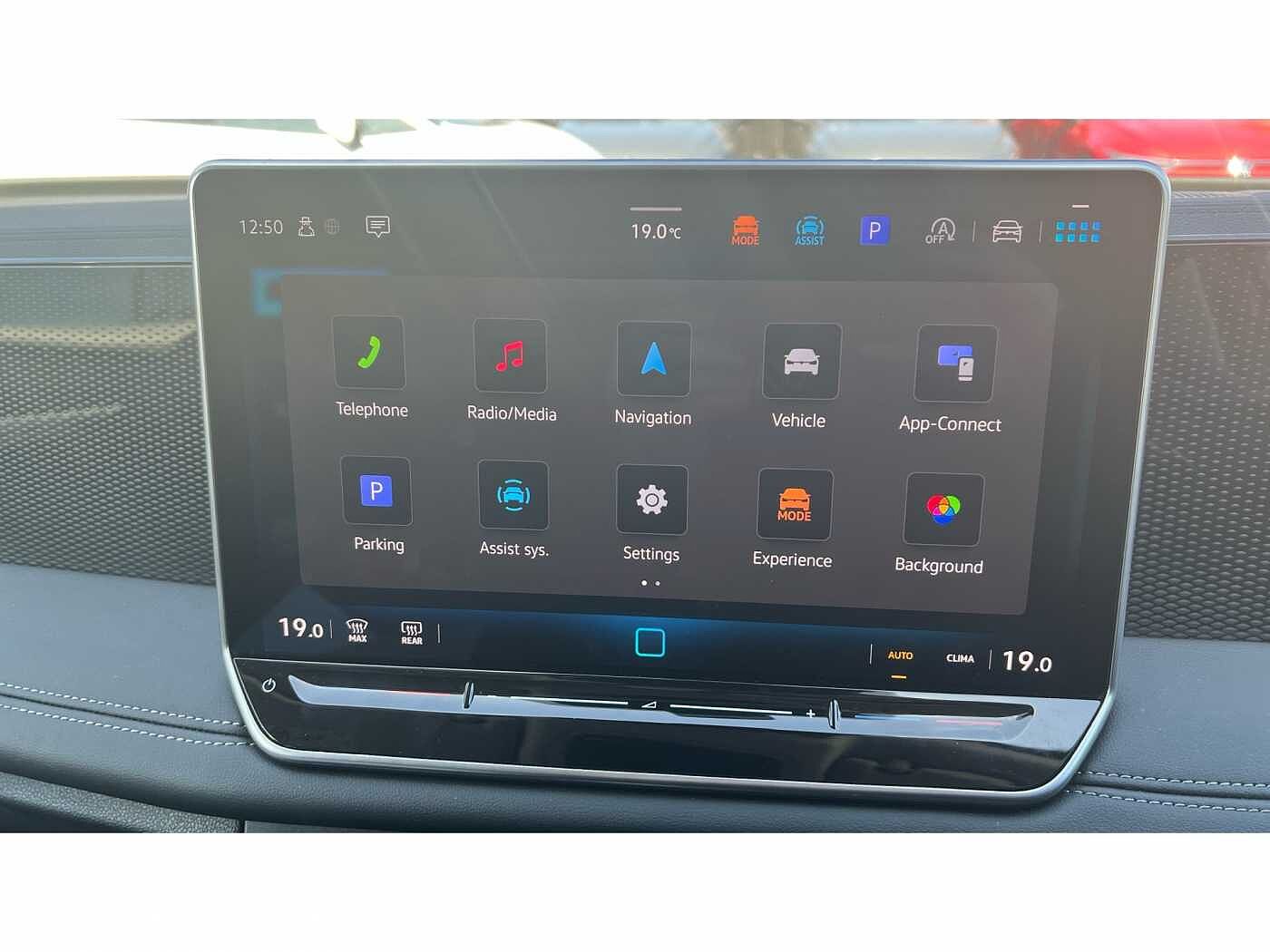 Volkswagen Tiguan 2.0TDI (150ps) Match DSG