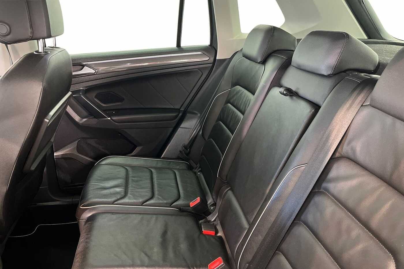 Volkswagen Tiguan 2.0 BiTDI SEL SUV 5dr Diesel DSG 4Motion Euro 6 (s/s) (240 ps)
