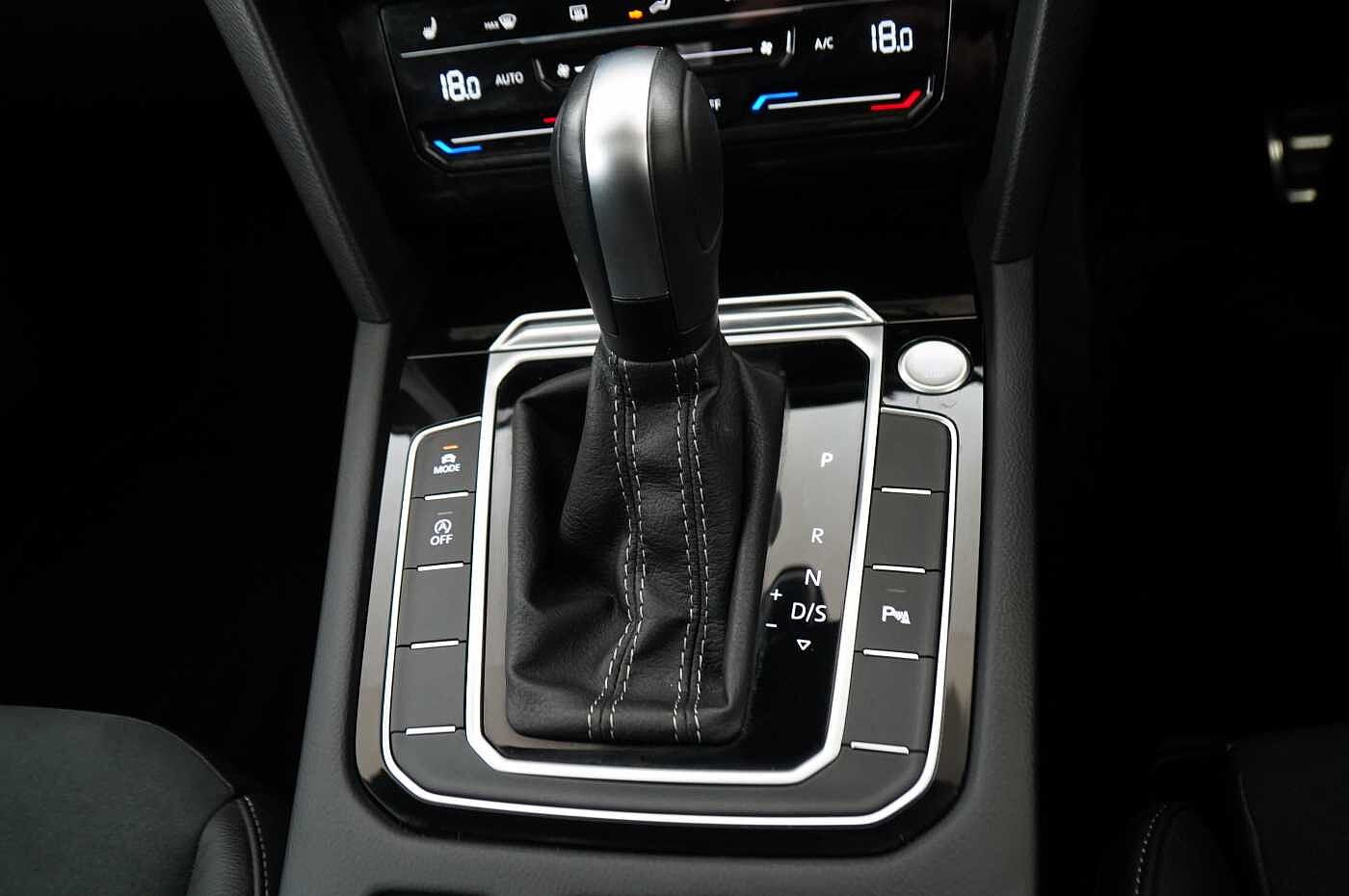 Volkswagen Arteon 2.0TDI (150ps) R-Line SCR DSG Fastback