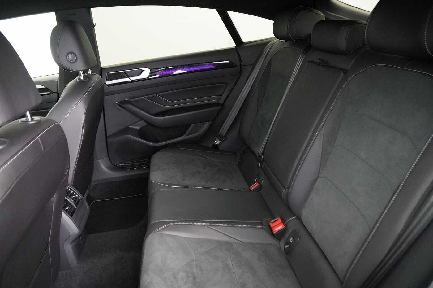 Volkswagen Arteon 2.0TDI (150ps) R-Line SCR DSG Fastback