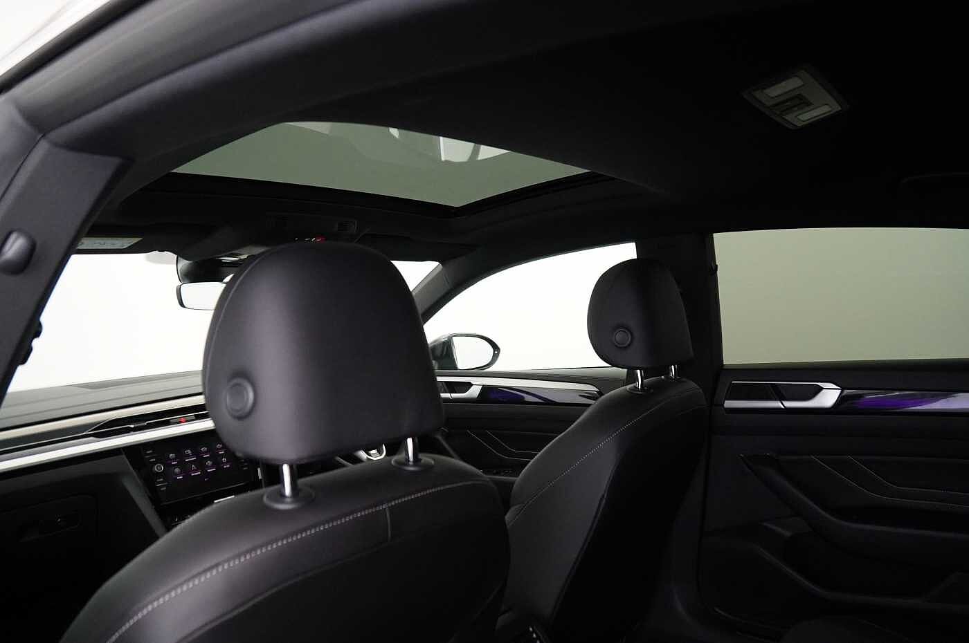 Volkswagen Arteon 2.0TDI (150ps) R-Line SCR DSG Fastback
