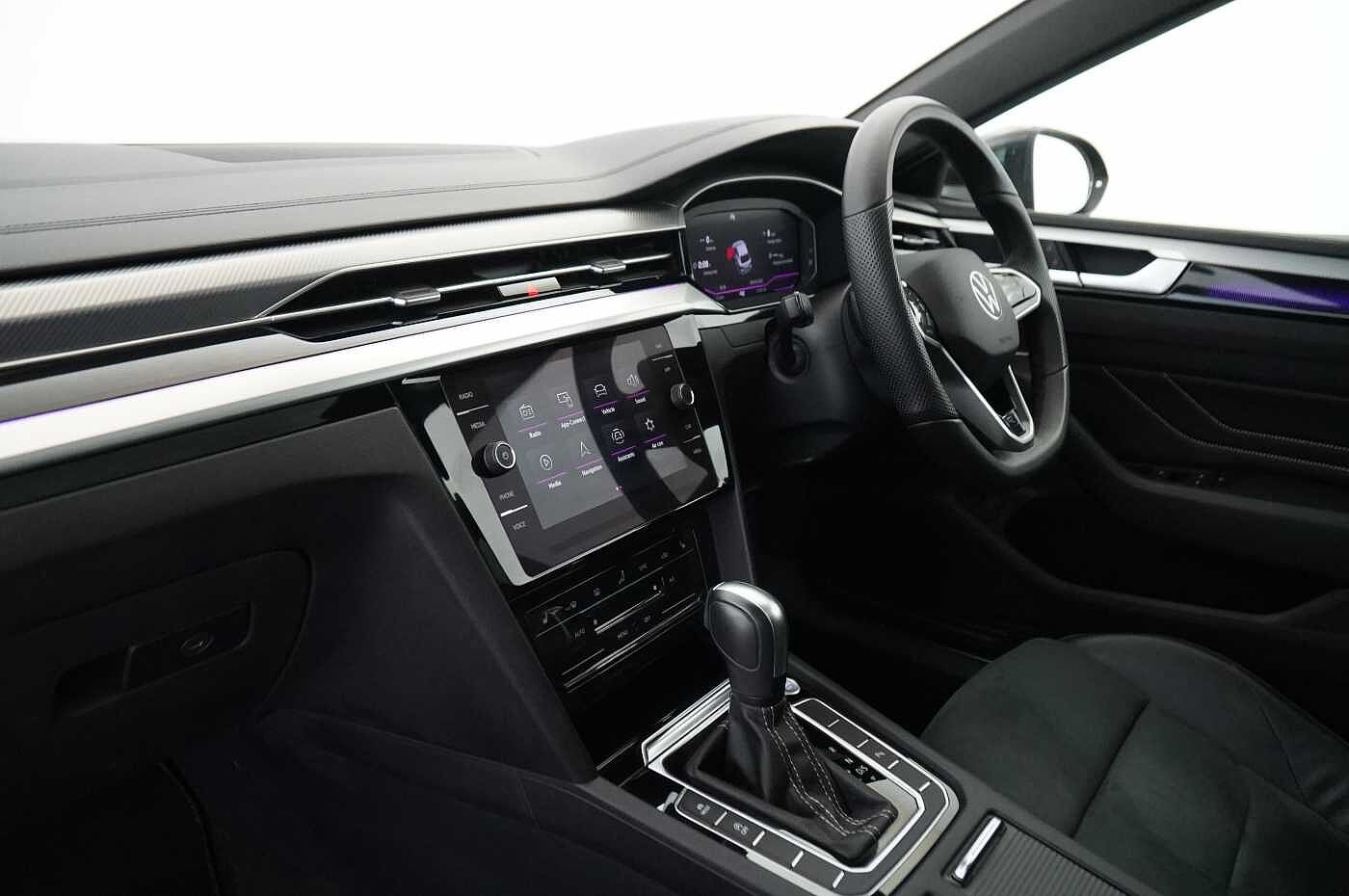 Volkswagen Arteon 2.0TDI (150ps) R-Line SCR DSG Fastback