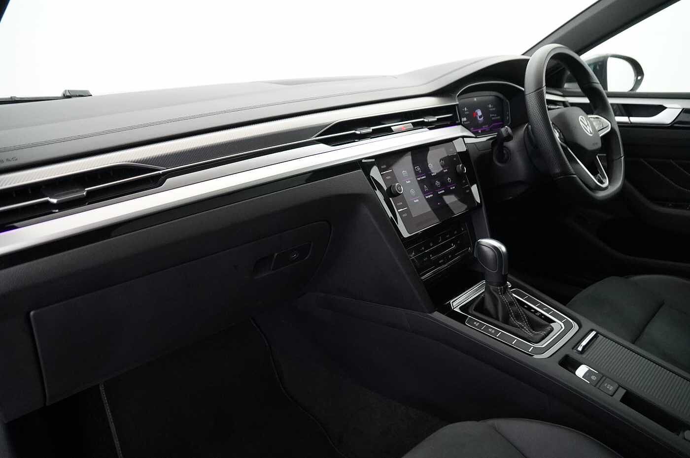 Volkswagen Arteon 2.0TDI (150ps) R-Line SCR DSG Fastback