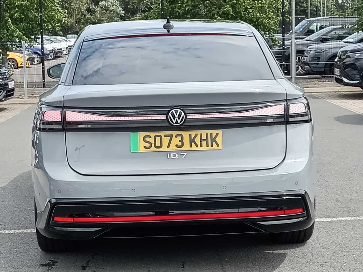 Volkswagen ID.7 Pro Launch Edition 77kWh 286PS Automatic 5 Dr