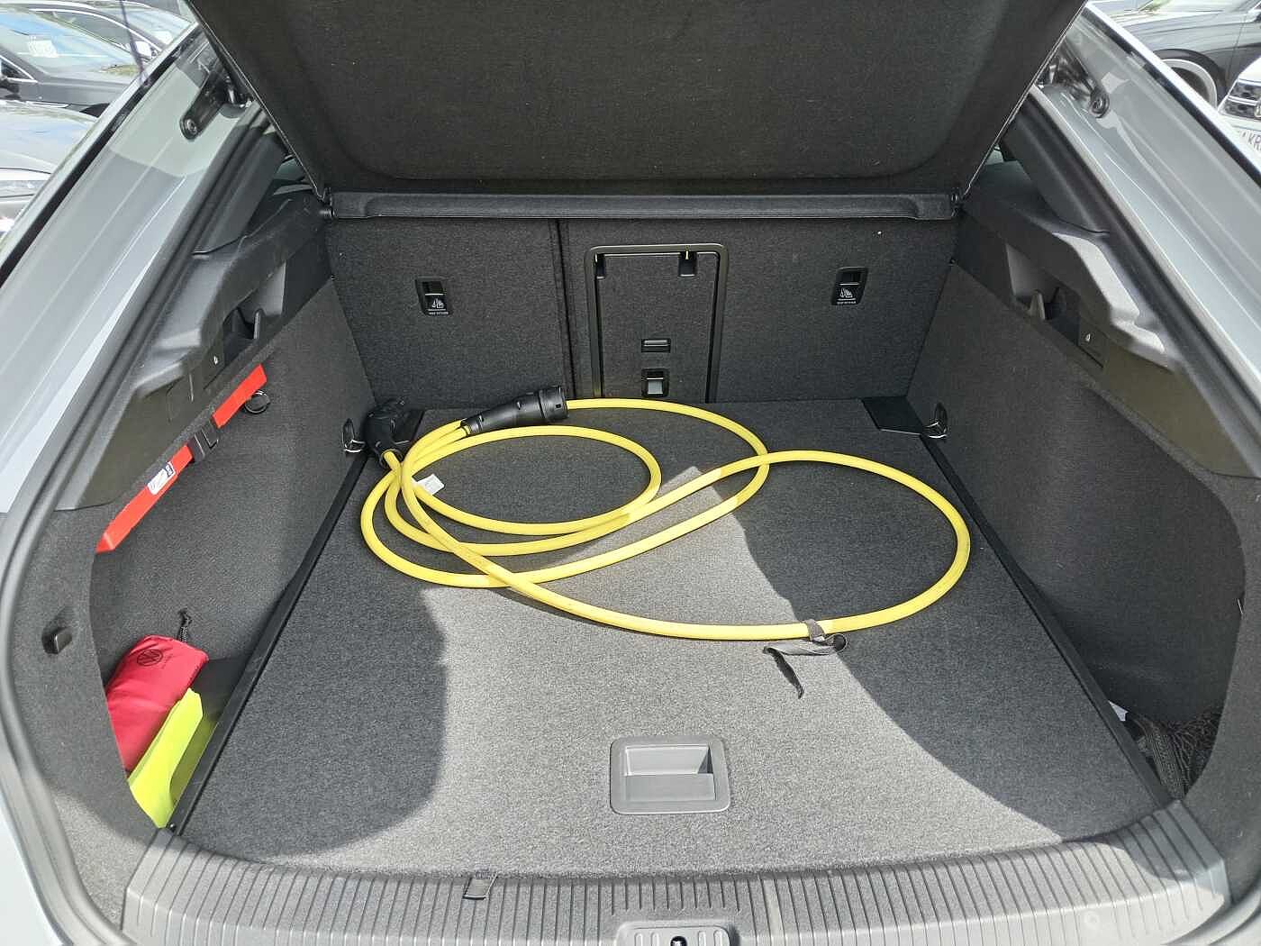 Volkswagen ID.7 Pro Launch Edition 77kWh 286PS Automatic 5 Dr