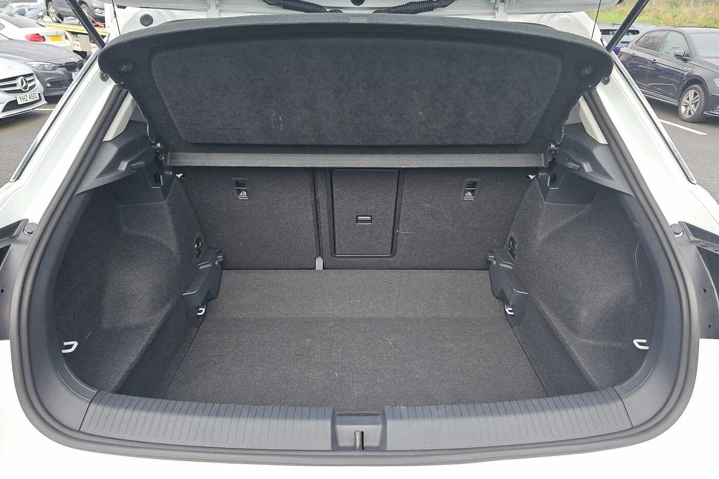 Volkswagen T-ROC Mark 1 Facelift (2022) 1.0 TSI Life 110PS