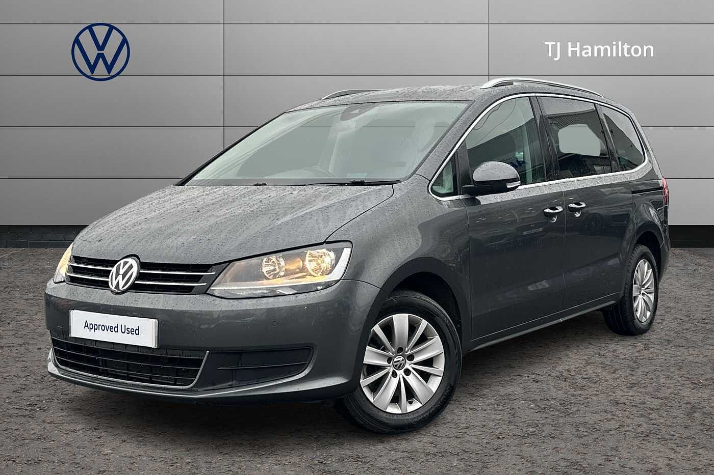 Volkswagen Sharan 2.0 TDI SCR SE NAV 150PS DSG