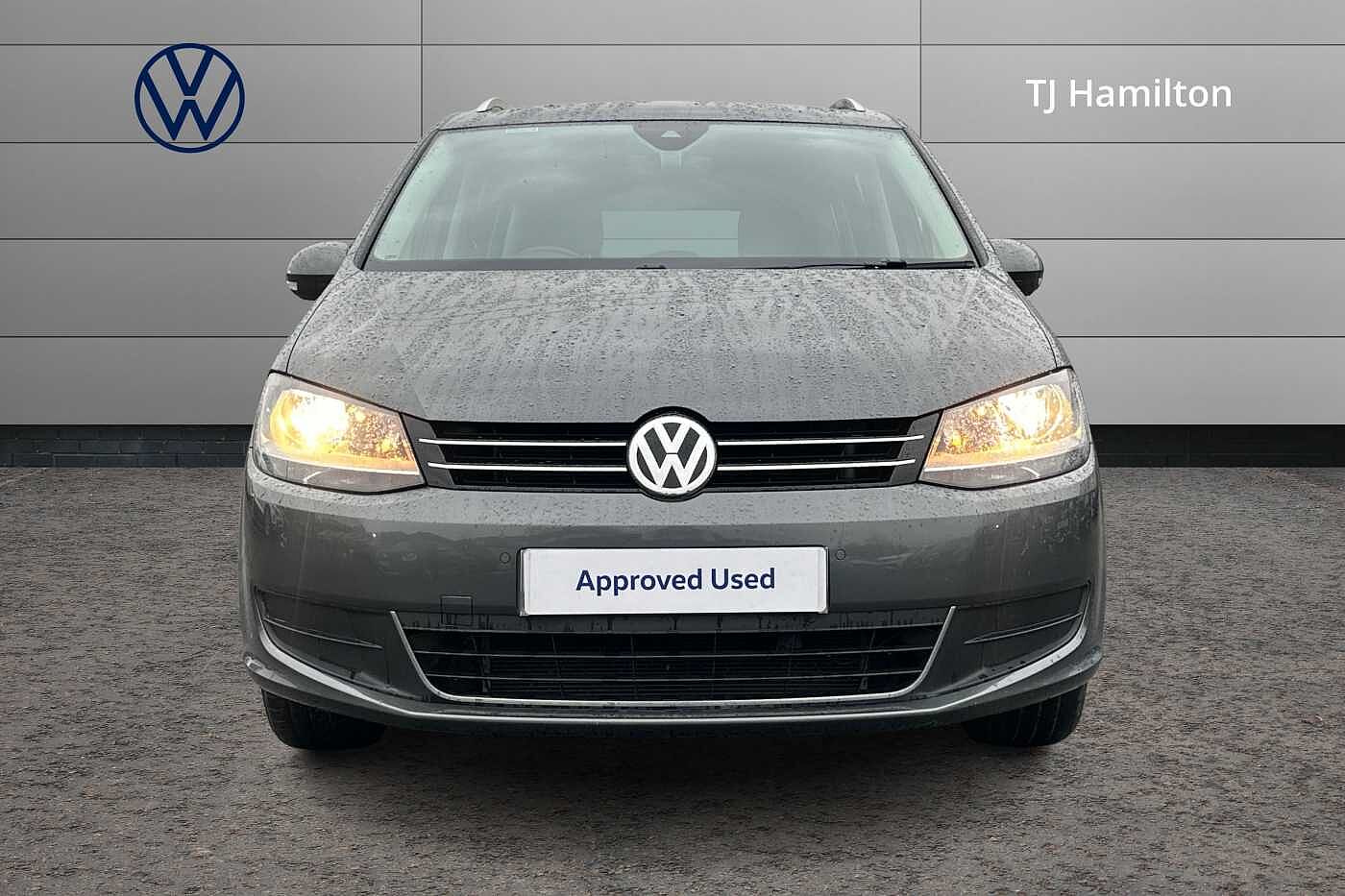 Volkswagen Sharan 2.0 TDI SCR SE NAV 150PS DSG