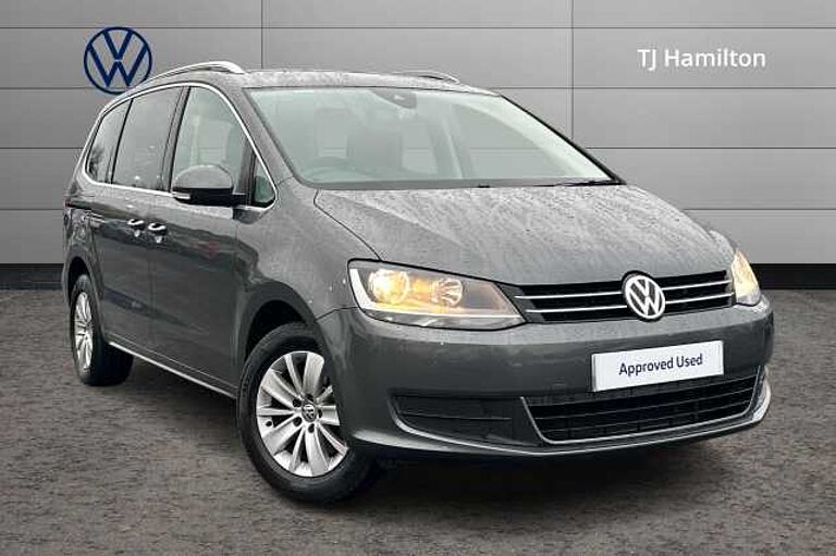 Volkswagen Sharan 2.0 TDI SCR SE NAV 150PS DSG
