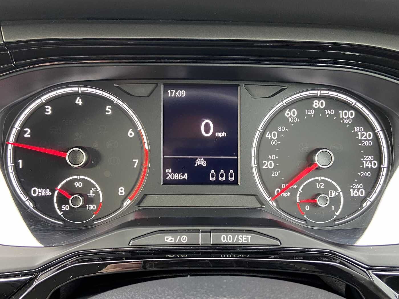 Volkswagen Polo MK6 Hatchback 5Dr 1.0 TSI 95PS Match + Apple Car Play & Android Auto