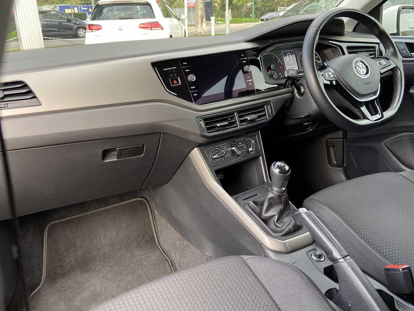 Volkswagen Polo MK6 Hatchback 5Dr 1.0 TSI 95PS Match + Apple Car Play & Android Auto