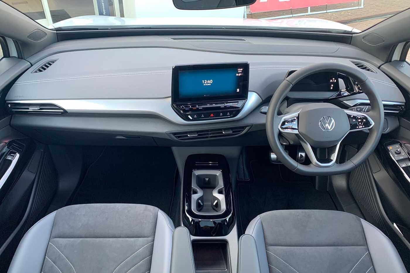Volkswagen ID.4 Family 77kWh Pro Performance 204PS Auto 5 Dr