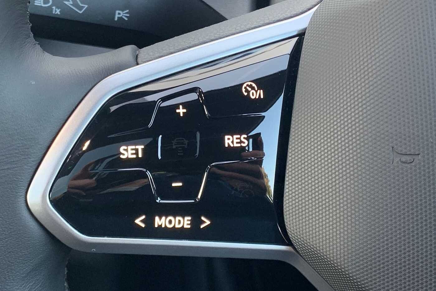 Volkswagen ID.4 Family 77kWh Pro Performance 204PS Auto 5 Dr