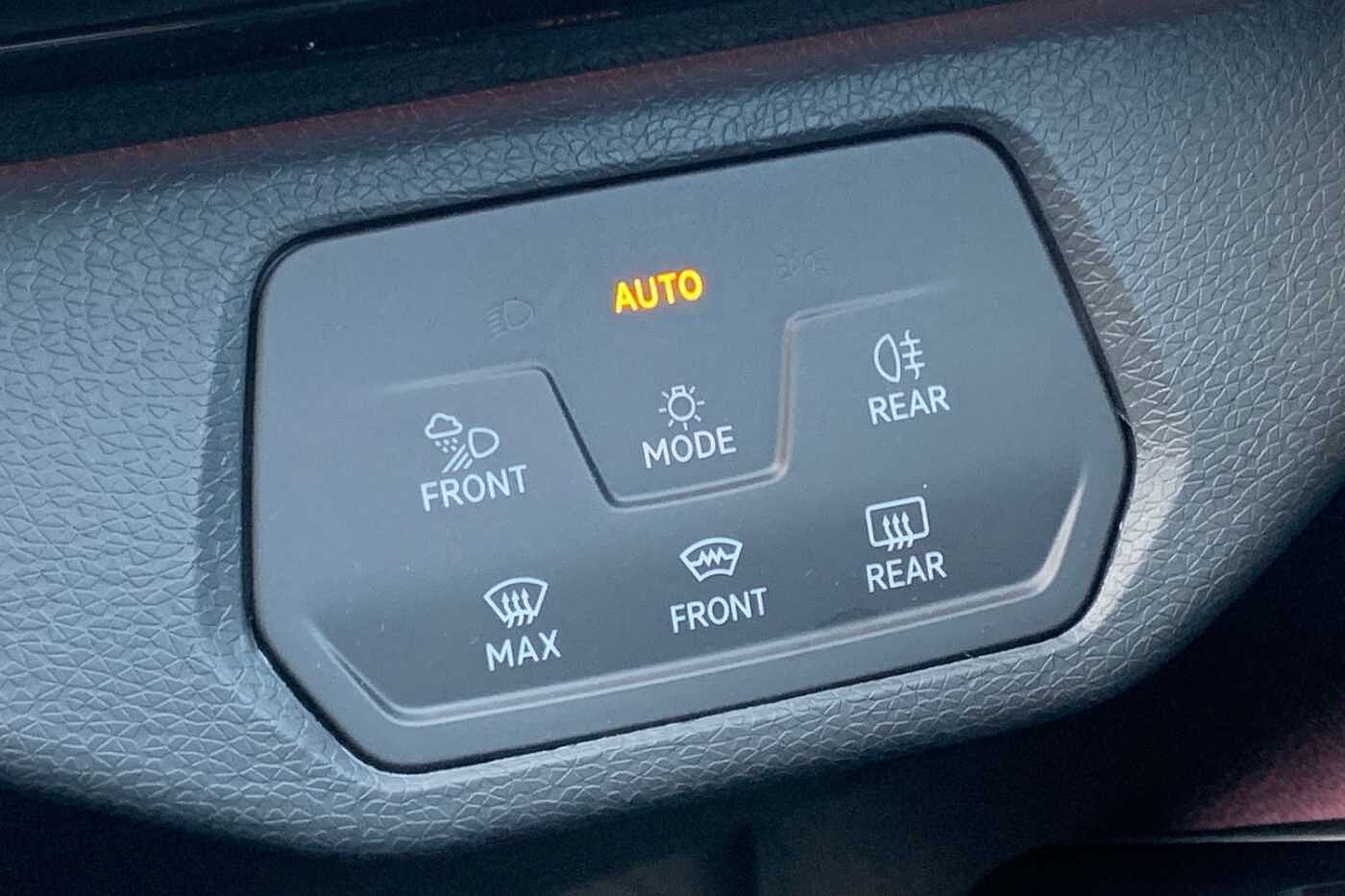 Volkswagen ID.4 Family 77kWh Pro Performance 204PS Auto 5 Dr