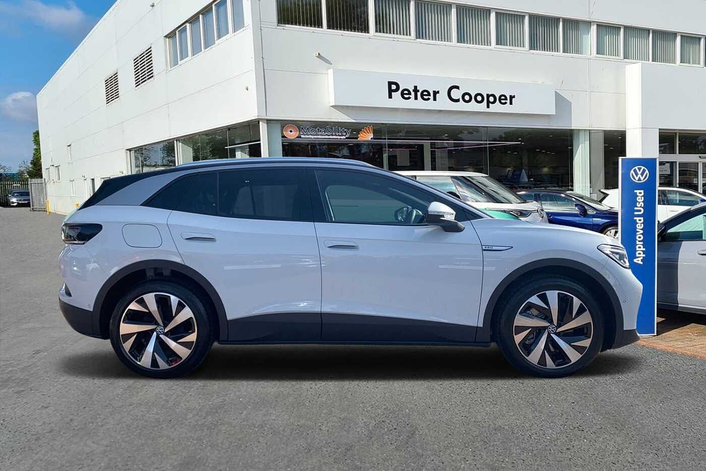 Volkswagen ID.4 Family 77kWh Pro Performance 204PS Auto 5 Dr