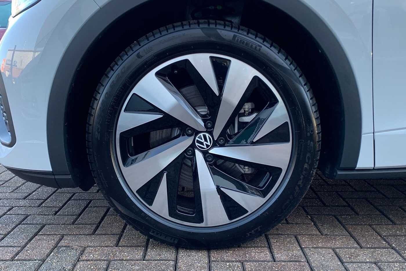 Volkswagen ID.5 Style 77kWh Pro Performance 204PS Automatic