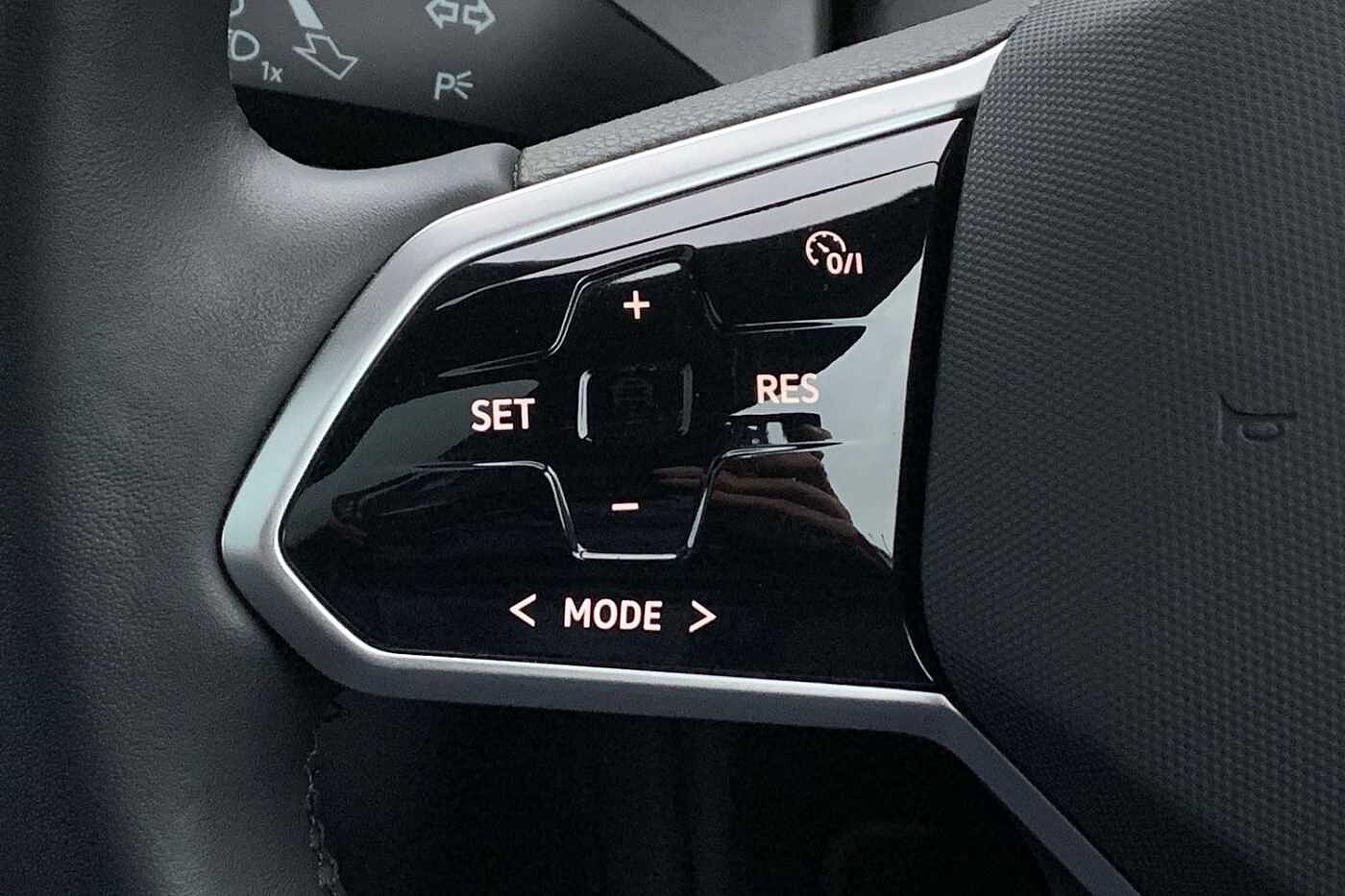 Volkswagen ID.4 Family 77kWh Pro 174PS Automatic 5 Door