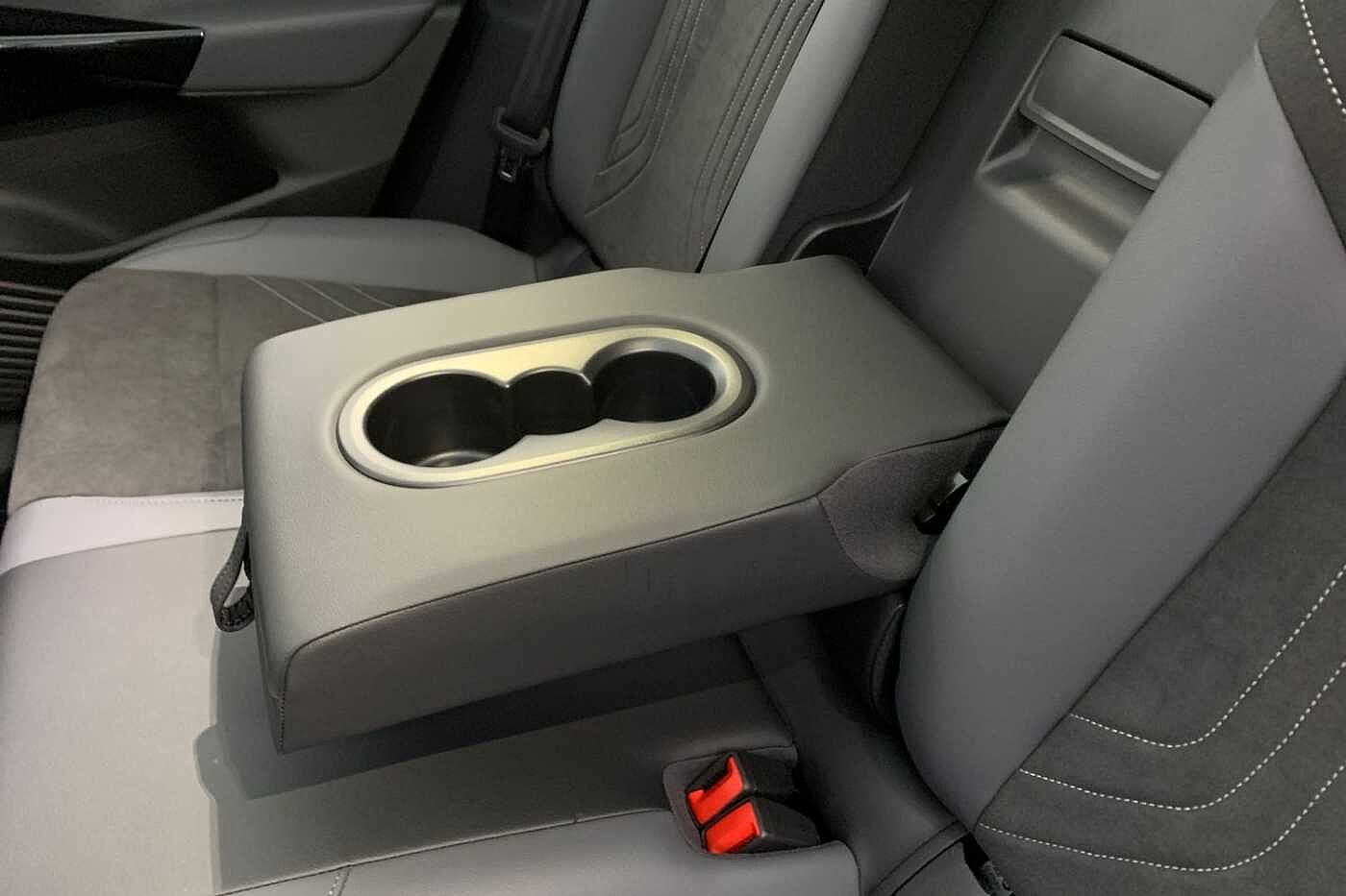Volkswagen ID.4 Family 77kWh Pro 174PS Automatic 5 Door