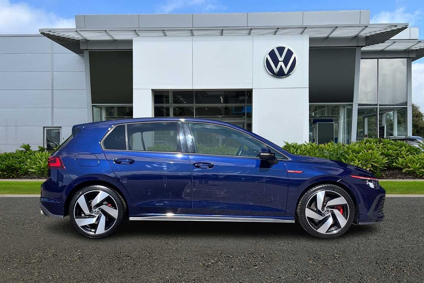 Volkswagen Golf 8 GTI 2.0 TSI 245PS 7-speed DSG 5 Door