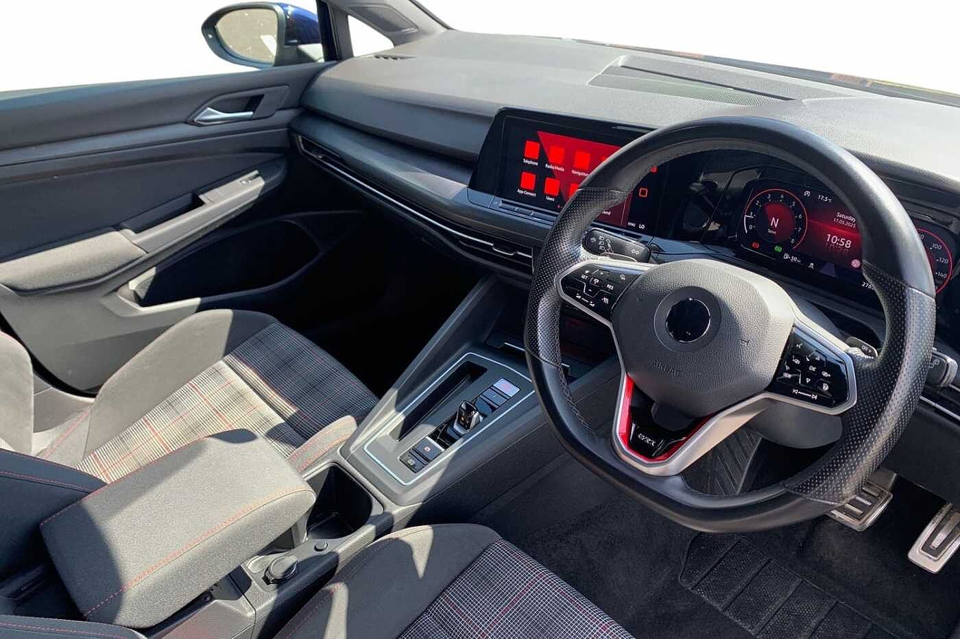 Volkswagen Golf 8 GTI 2.0 TSI 245PS 7-speed DSG 5 Door