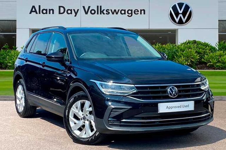 Volkswagen Tiguan 1.5 TSI (150ps) Life  DSG 5DR *2 year warranty & 2 year roadside assistance.