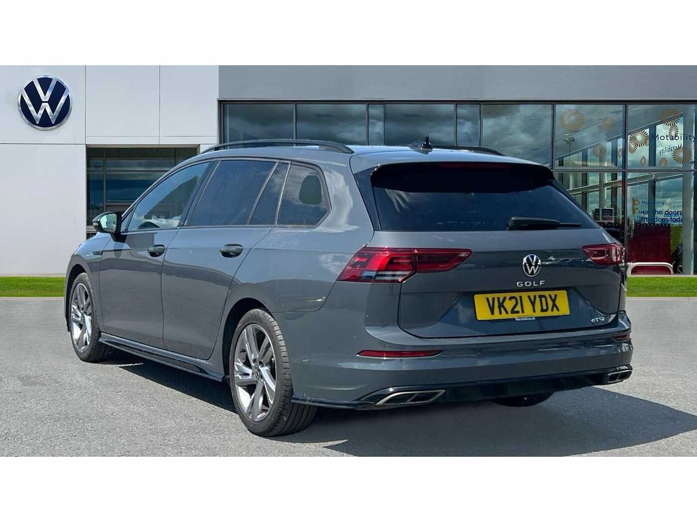 Volkswagen Golf MK8 1.5 eTSI R-Line EVO (150ps) DSG Estate