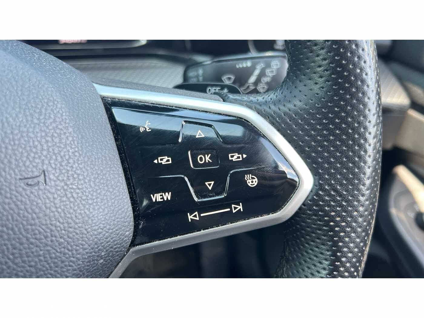 Volkswagen Golf MK8 1.5 eTSI R-Line EVO (150ps) DSG Estate