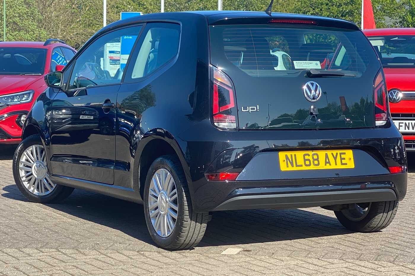 Volkswagen up! Up 2016 1.0 60PS Move 3Dr