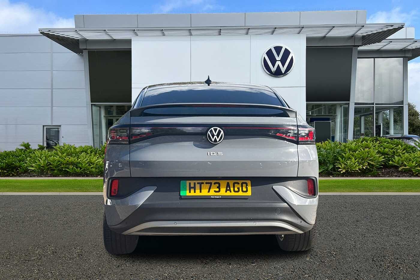 Volkswagen ID.5 Style 77kWh Pro Performance 204PS Automatic + 20' DRAMMEN + MAINS CHARGING CABLE