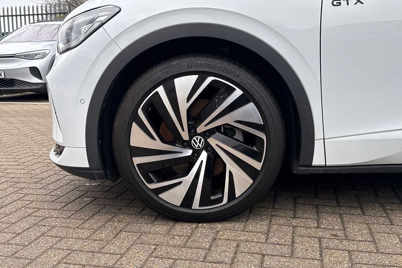 Volkswagen ID.4 GTX 77kWh GTX 4MOTION 299PS Automatic + 21' NARVIK ALLOYS