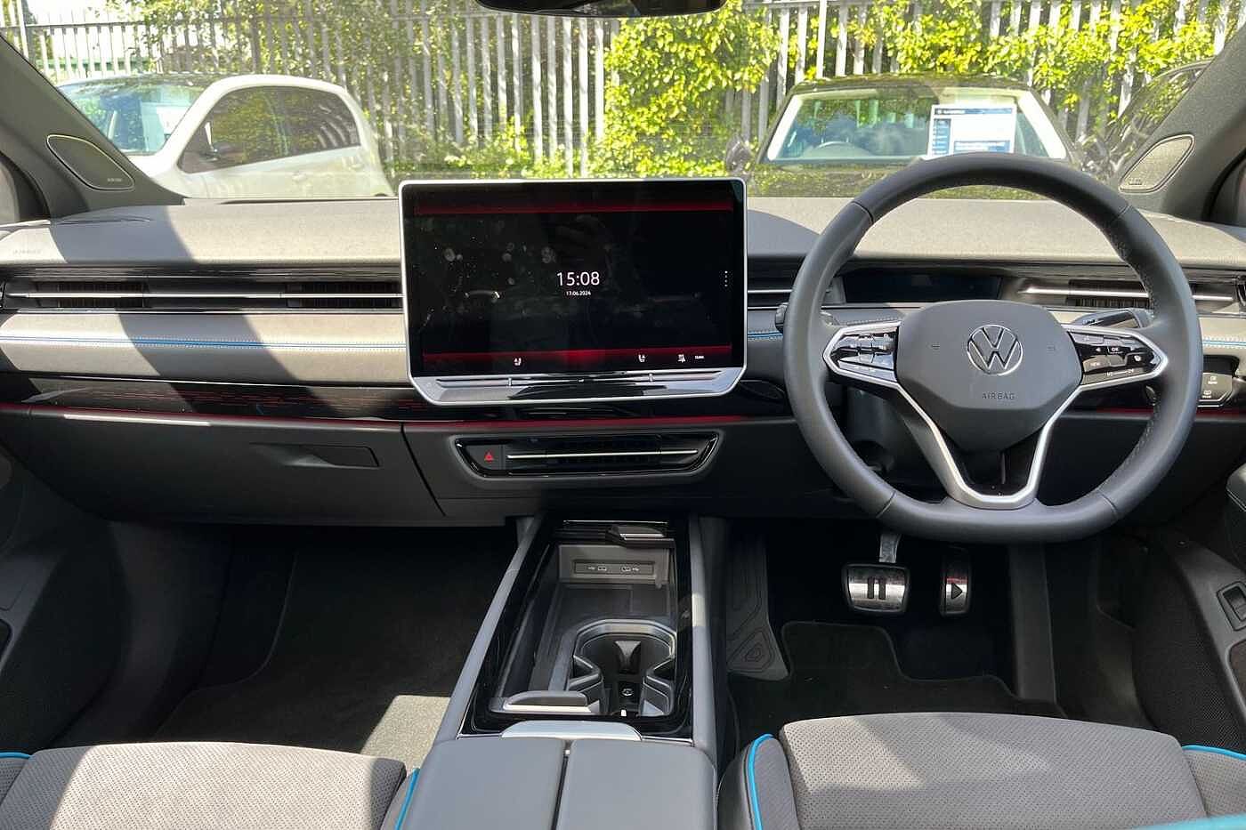 Volkswagen ID.7 Pro Launch Edition 77kWh 286PS Automatic + EXTERIOR PACK PLUS + INTERIOR PACK +
