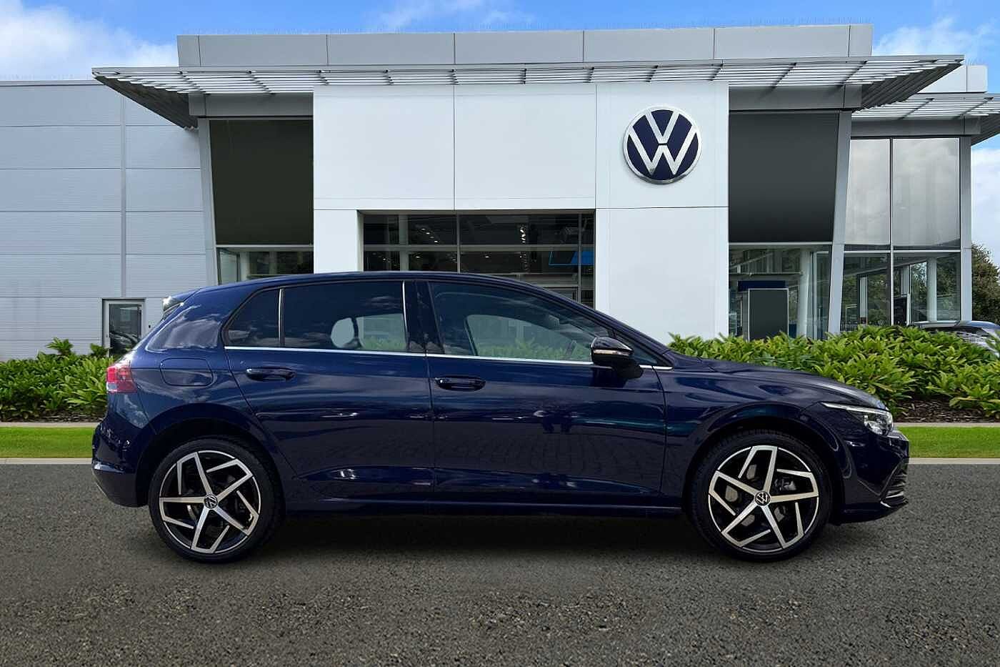 Volkswagen Golf MK8 Hatch 5Dr 1.4 TSI 204ps eHybrid Style DSG + 18' DALLAS ALLOYS + REAR TINTS