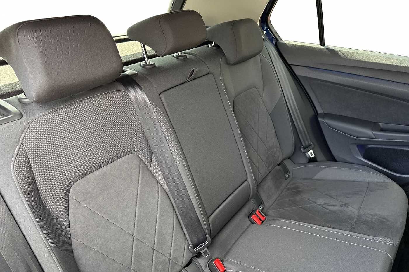 Volkswagen Golf MK8 Hatch 5Dr 1.4 TSI 204ps eHybrid Style DSG + 18' DALLAS ALLOYS + REAR TINTS