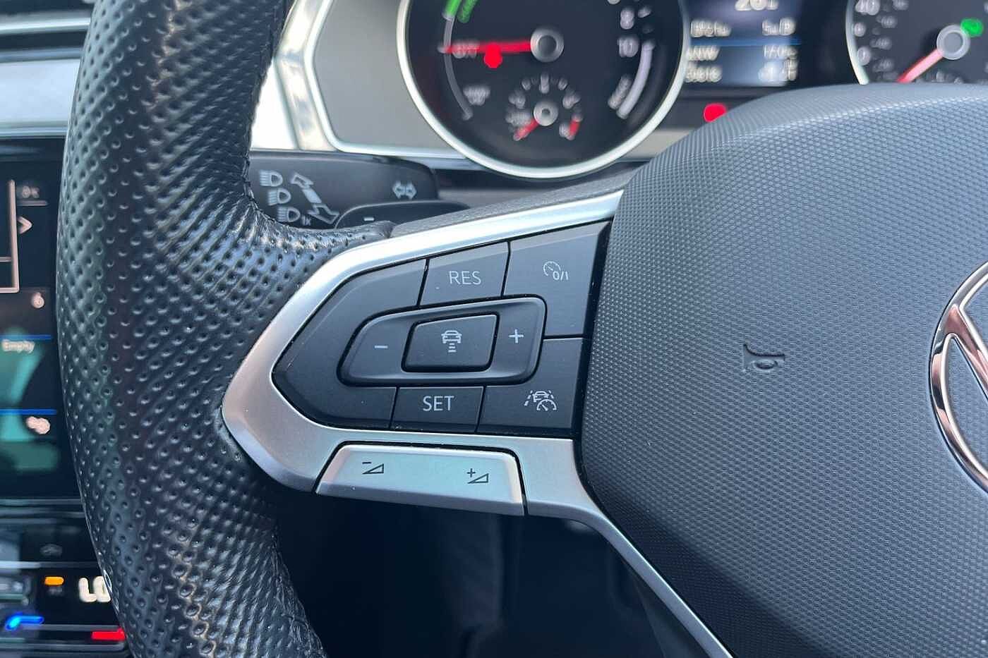 Volkswagen Passat Estate 1.4 TSI (218ps) GTE DSG