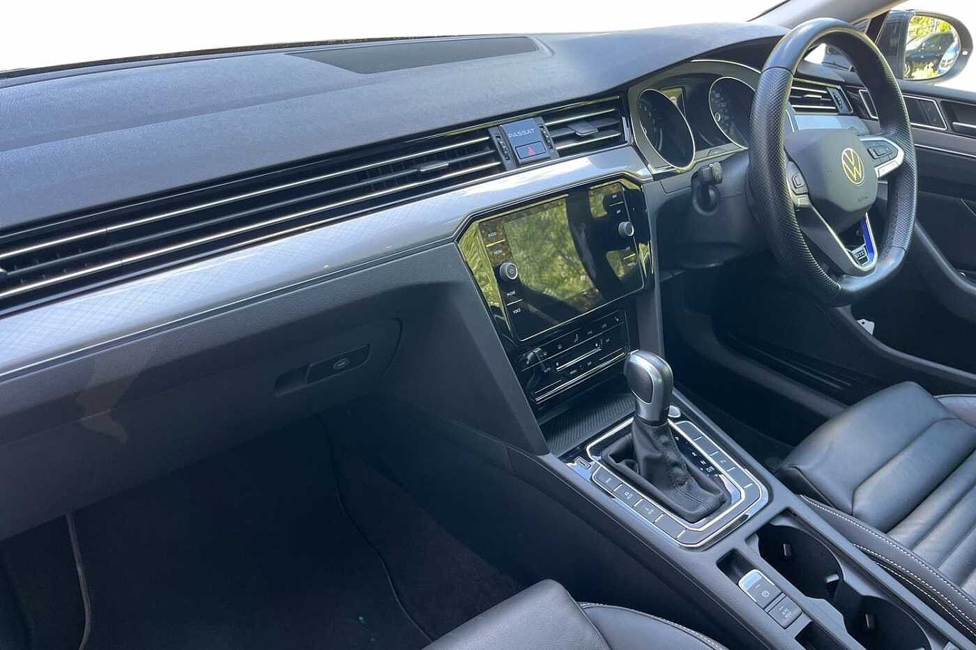 Volkswagen Passat Estate 1.4 TSI (218ps) GTE DSG