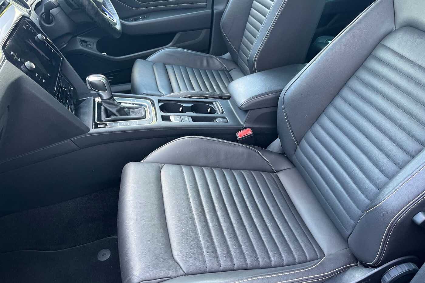 Volkswagen Passat Estate 1.4 TSI (218ps) GTE DSG