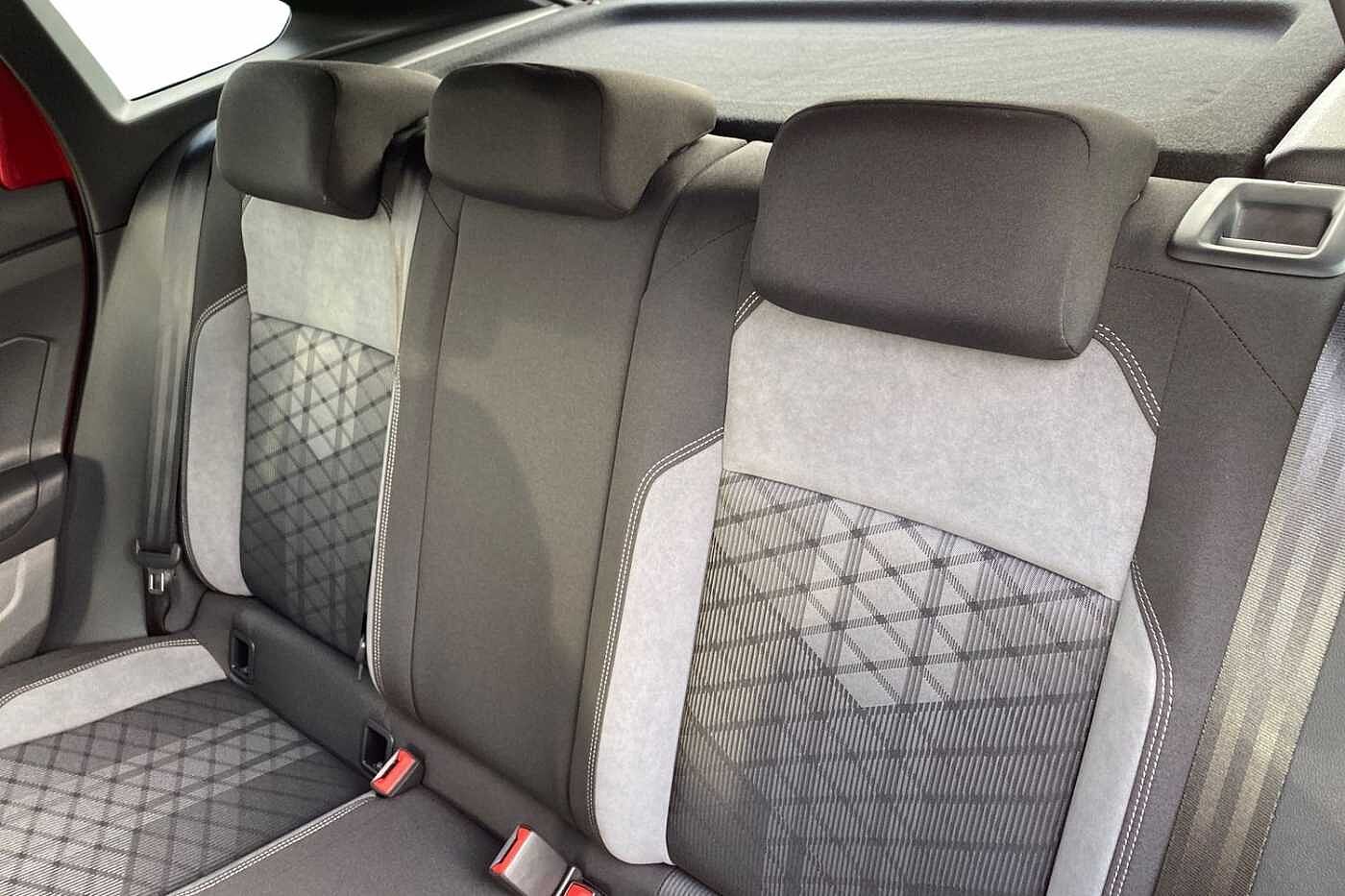 Volkswagen Taigo 1.5 TSI (150ps) R-Line DSG