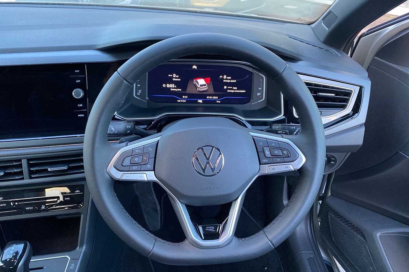 Volkswagen Polo 1.0 TSI (115ps) R-Line DSG