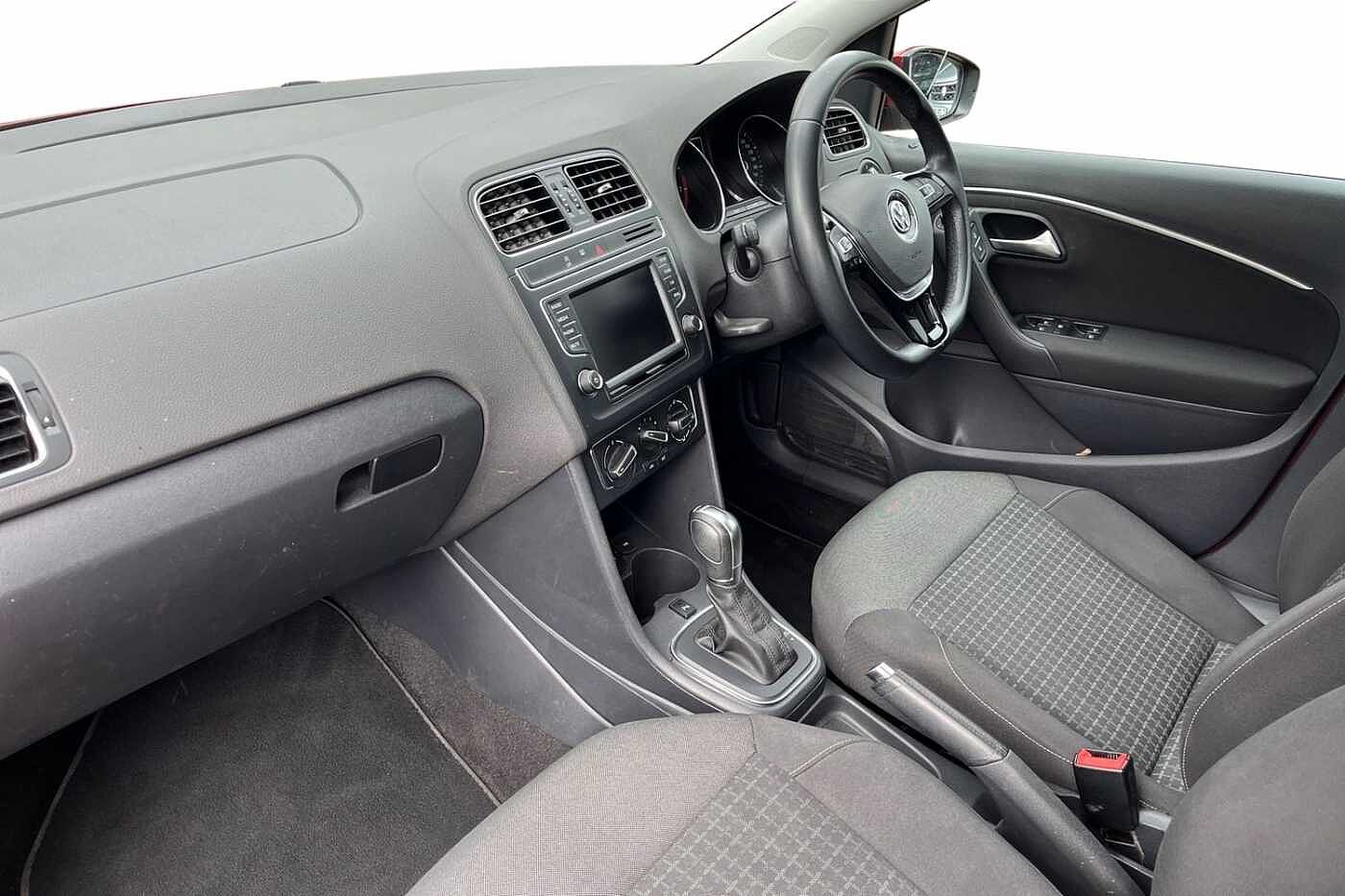 Volkswagen Polo 1.2 TSI BlueMotion Tech SE Hatchback 5dr Petrol DSG Euro 6 (s/s) (90 ps) Ulez co