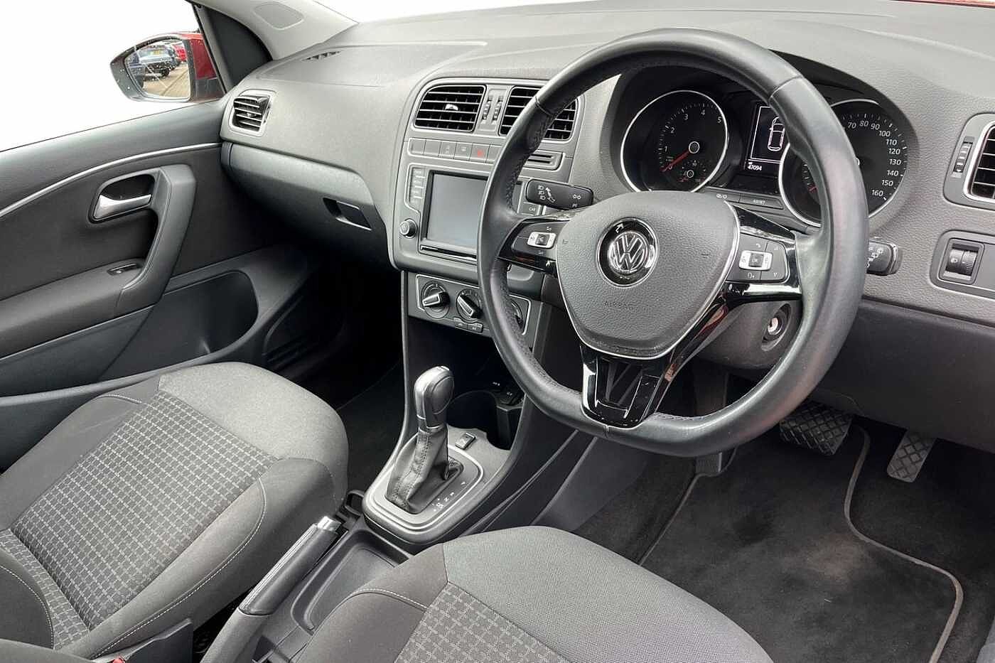 Volkswagen Polo 1.2 TSI BlueMotion Tech SE Hatchback 5dr Petrol DSG Euro 6 (s/s) (90 ps) Ulez co