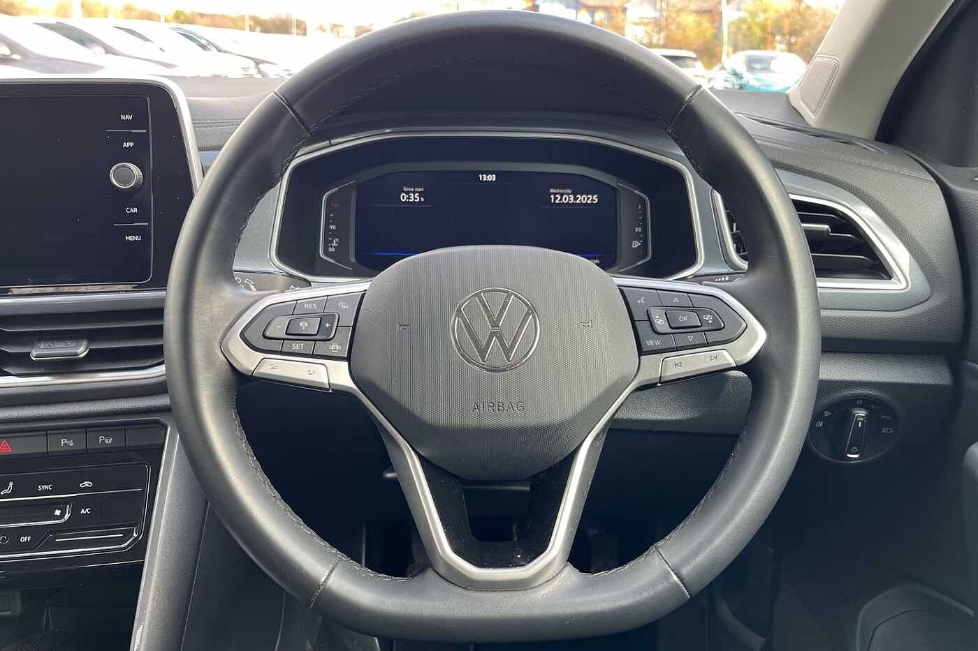 Volkswagen T-roc Hatchback Style