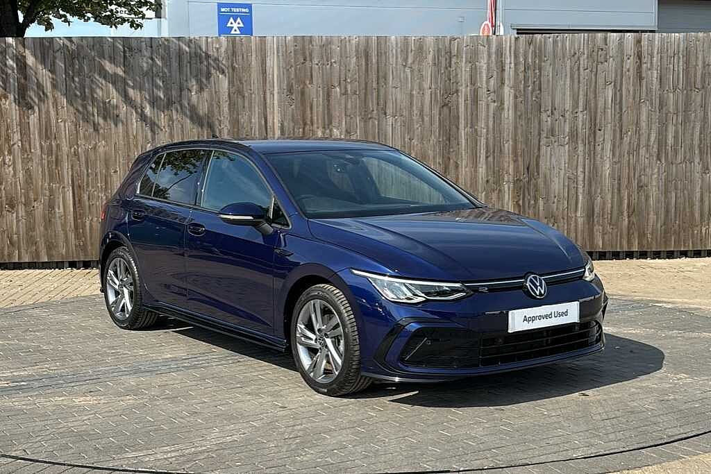 Volkswagen Golf MK8 Hatchback 5-Dr 1.5 TSI (130ps) R-Line EVO