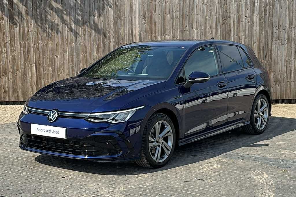 Volkswagen Golf MK8 Hatchback 5-Dr 1.5 TSI (130ps) R-Line EVO