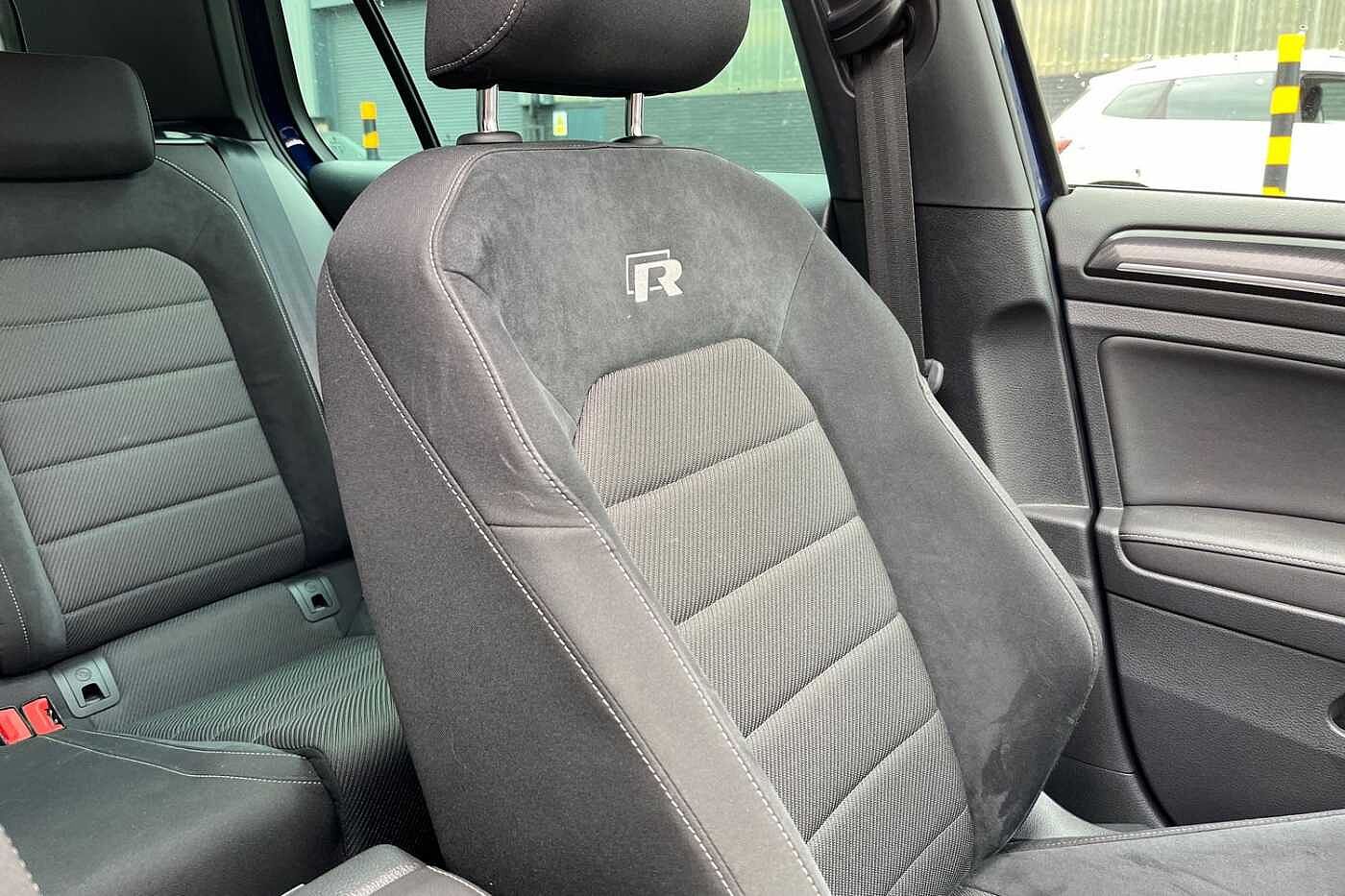 Volkswagen Golf 2.0 TSI R Hatchback 5dr Petrol DSG 4Motion Euro 6 (s/s) (300 ps)