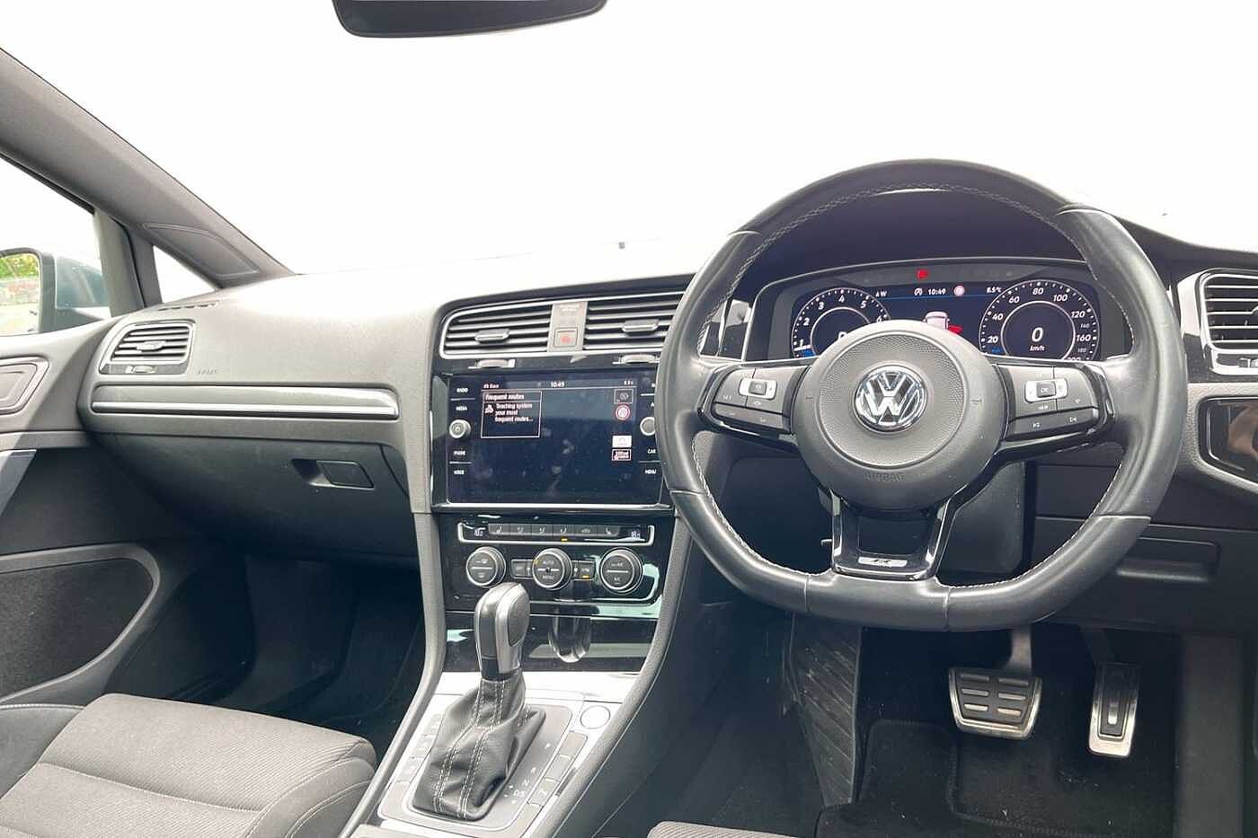 Volkswagen Golf 2.0 TSI R Hatchback 5dr Petrol DSG 4Motion Euro 6 (s/s) (300 ps)