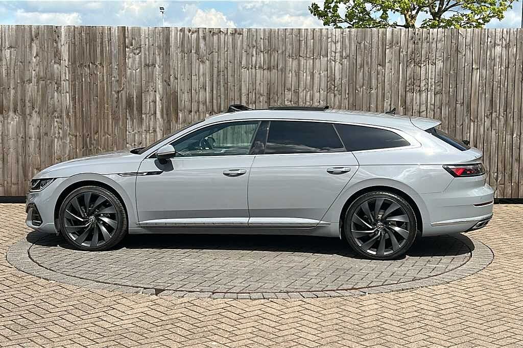 Volkswagen Arteon Shooting Brake R-Line 2.0 TDI 150PS DSG